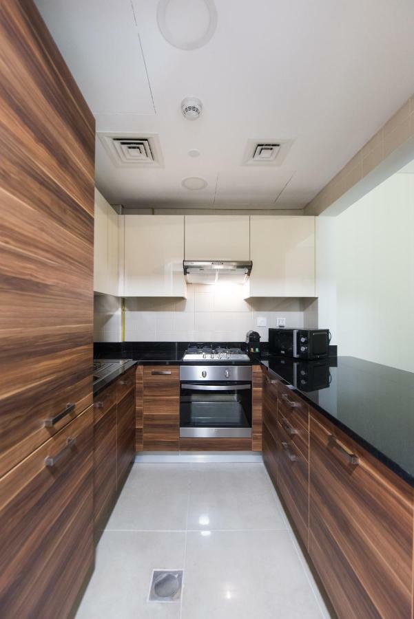 Fantastay Sparkle Tower Luxury 1 Br Dubai Exterior photo